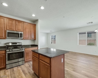 614 Taliput Palm Place - Photo Thumbnail 13
