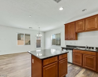 614 Taliput Palm Place - Photo Thumbnail 14