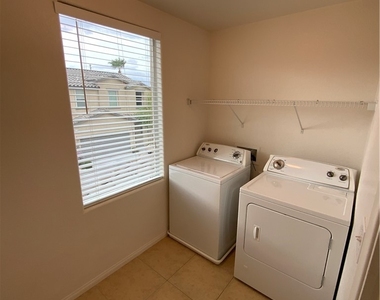 8439 Sequoia Grove - Photo Thumbnail 16