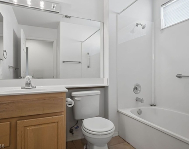 10129 Cresent Creek Drive - Photo Thumbnail 28