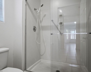 10129 Cresent Creek Drive - Photo Thumbnail 25