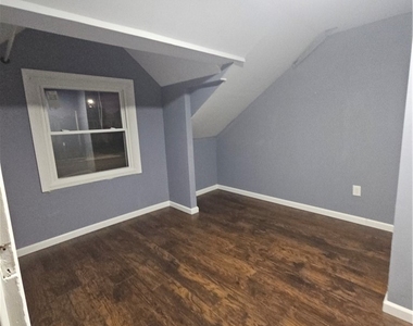 373 Niagara Falls Boulevard - Photo Thumbnail 10