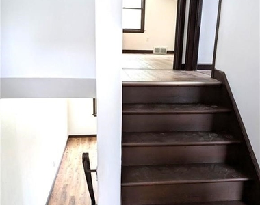 881 Highland Avenue - Photo Thumbnail 10