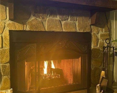 1202 Fairway Oaks - Photo Thumbnail 13