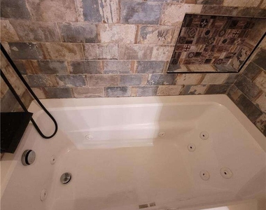 1202 Fairway Oaks - Photo Thumbnail 23