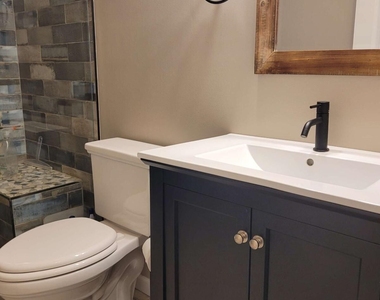 1202 Fairway Oaks - Photo Thumbnail 14