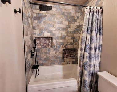 1202 Fairway Oaks - Photo Thumbnail 26
