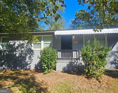 4346 Elkan Avenue - Photo Thumbnail 1