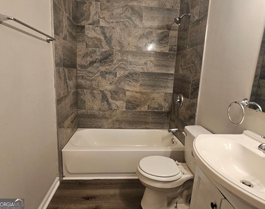 4346 Elkan Avenue - Photo Thumbnail 8