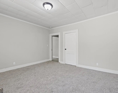 3705 Log Cabin Drive - Photo Thumbnail 15