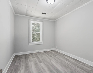 3705 Log Cabin Drive - Photo Thumbnail 11