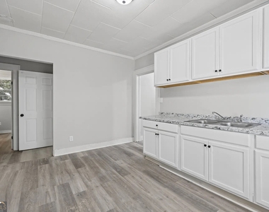 3705 Log Cabin Drive - Photo Thumbnail 17