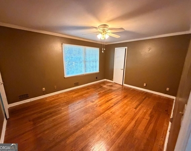 2878 Pine Valley Circle - Photo Thumbnail 11