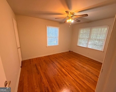 2878 Pine Valley Circle - Photo Thumbnail 13