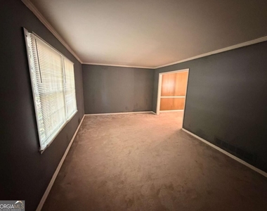 2878 Pine Valley Circle - Photo Thumbnail 7