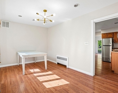 658 Parsippany Blvd - Photo Thumbnail 6