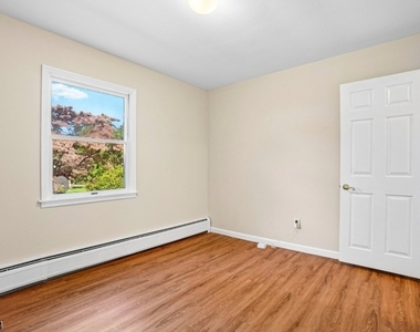 658 Parsippany Blvd - Photo Thumbnail 22
