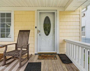 1224 8th Avenue - Photo Thumbnail 3