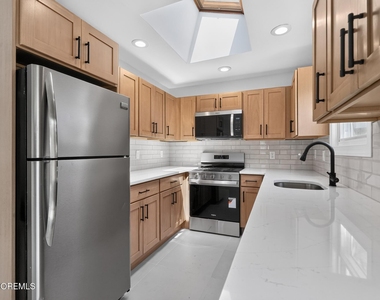 877 Egret Drive - Photo Thumbnail 14