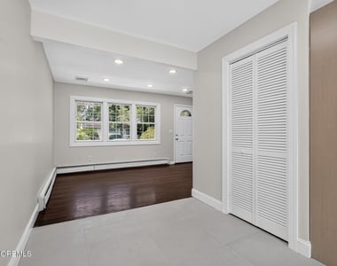877 Egret Drive - Photo Thumbnail 9