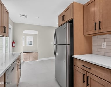 877 Egret Drive - Photo Thumbnail 12