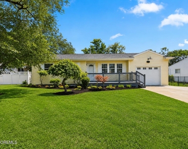 877 Egret Drive - Photo Thumbnail 3