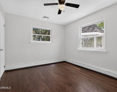 877 Egret Drive - Photo Thumbnail 17