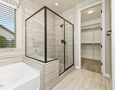 547 S 197th Avenue - Photo Thumbnail 25