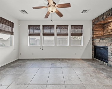21052 W Elm Way Court - Photo Thumbnail 5