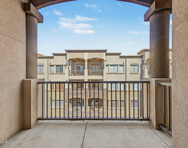 5350 E Deer Valley Drive - Photo Thumbnail 23