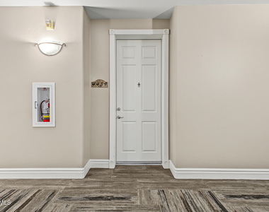 5350 E Deer Valley Drive - Photo Thumbnail 2