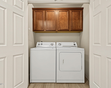 5350 E Deer Valley Drive - Photo Thumbnail 21