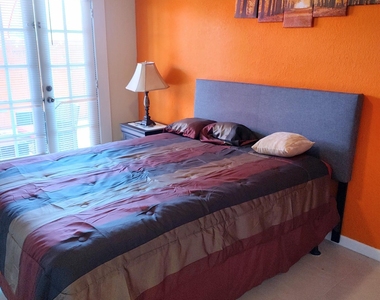 317 S Stapley Drive - Photo Thumbnail 10
