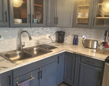 317 S Stapley Drive - Photo Thumbnail 9