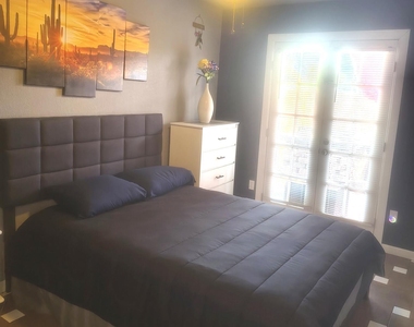 317 S Stapley Drive - Photo Thumbnail 13