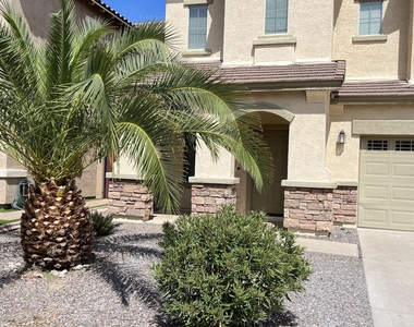 1632 W Dugan Drive - Photo Thumbnail 3