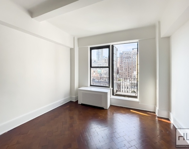 West 73rd Street - Photo Thumbnail 1