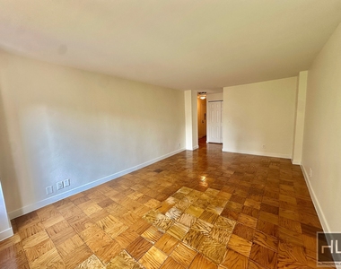 East 36 Street - Photo Thumbnail 1