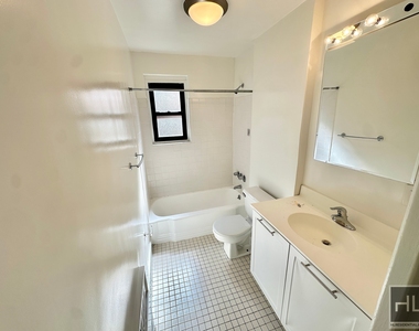 East 36 Street - Photo Thumbnail 4