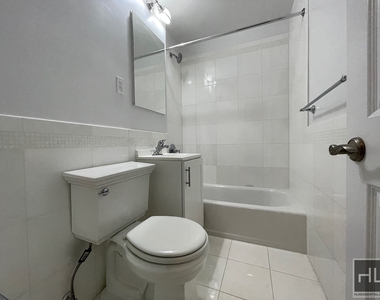 West 73 Street - Photo Thumbnail 2