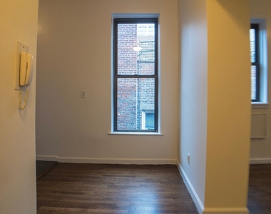 West 73 Street - Photo Thumbnail 2