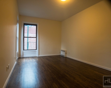 West 73 Street - Photo Thumbnail 1