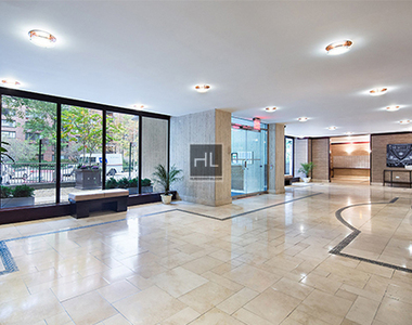 West 93rd Street - Photo Thumbnail 5