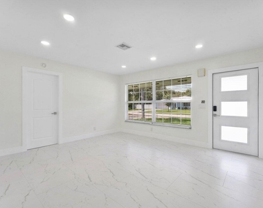 2350 Niki Jo Lane - Photo Thumbnail 6