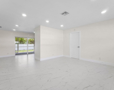2350 Niki Jo Lane - Photo Thumbnail 8