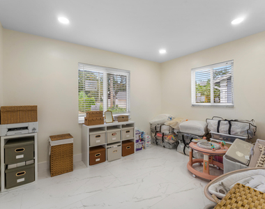 2350 Niki Jo Lane - Photo Thumbnail 18