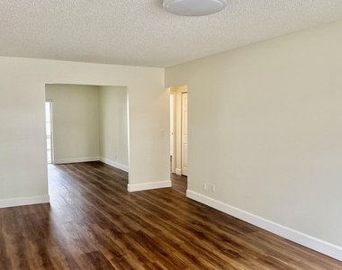 8061 Sw 20th Place - Photo Thumbnail 7
