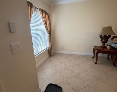 10282 S Fox Trail Road S - Photo Thumbnail 10