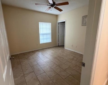 10282 S Fox Trail Road S - Photo Thumbnail 23