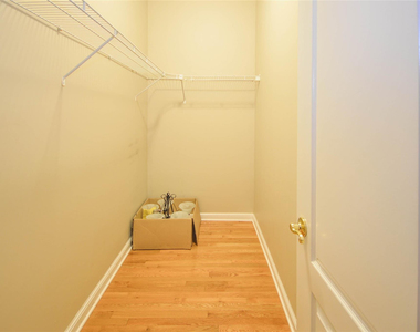 271 Se 22nd Street - Photo Thumbnail 10